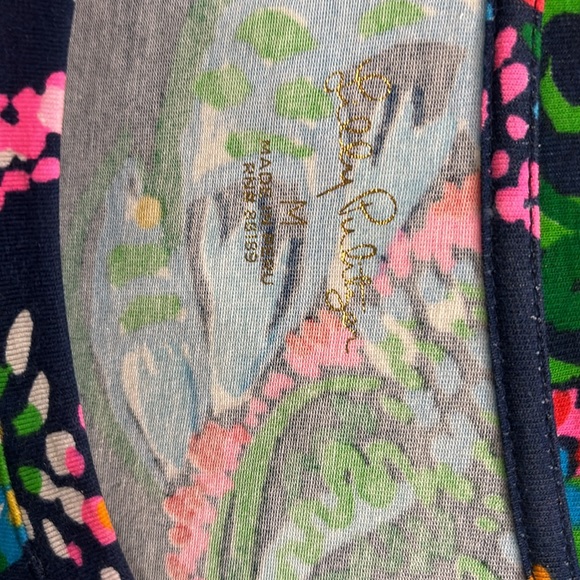 Lilly Pulitzer long sleeve tee - Picture 2 of 2